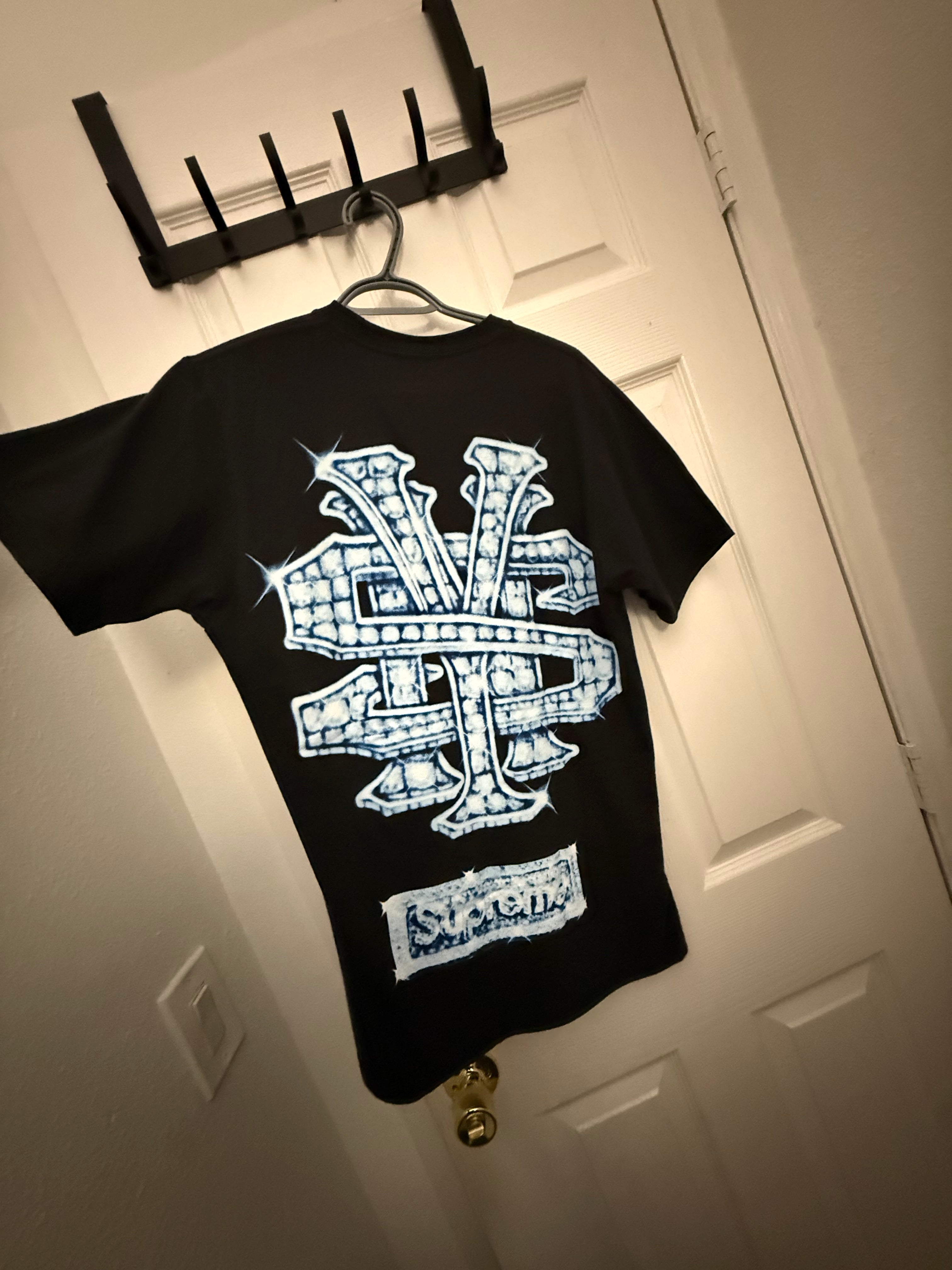 SUPREME BLACK SNOWMAN TEE